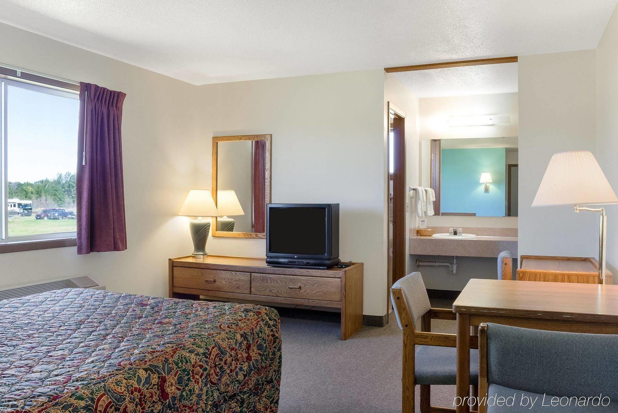 Rodeway Inn Pine River Esterno foto